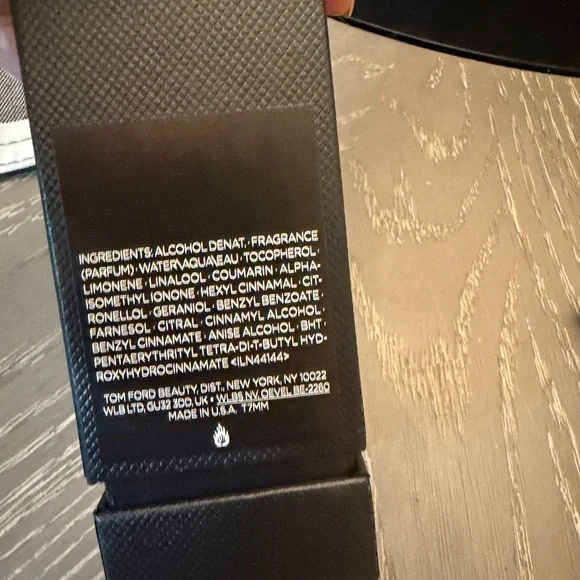 Authentic Tom Ford Black and White 'Fucking Fabulous' Eau de Parfum with box - Picture 8 of 11